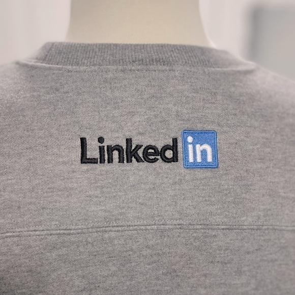 Columbia - Hart Mountain™ II Crewneck Sweatshirt
 w/Embroidered LinkedIn Logo - Picture 4 of 7